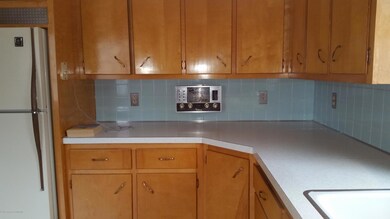 1720 Elizabeth St, Scranton, PA 18504 - photo 6