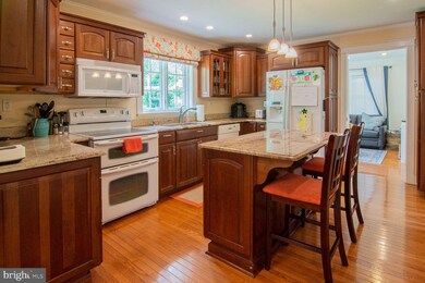 3447 Horton Rd, Newtown Square, PA 19073 - photo 5