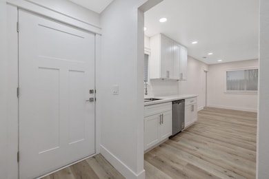 4024 W Howard Ave, Visalia, CA 93277 - photo 6