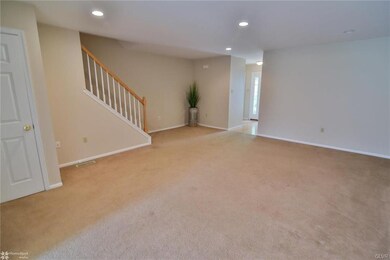 8069 Heritage Dr, Alburtis, PA 18011 - photo 4