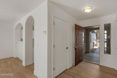 7035 W Rose Ln, Glendale, AZ 85303 - photo 4