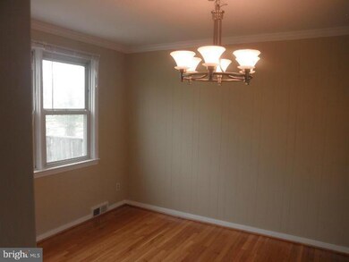 1749 Weston Ave, Parkville, MD 21234 - photo 5