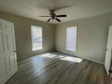 1414 W Sears St, Denison, TX 75020 - photo 6