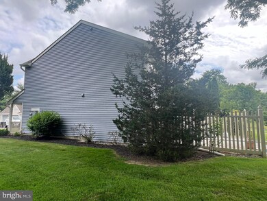 8 Witherspoon Ct, East Windsor, NJ 08520 - photo 3