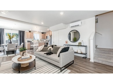 1439 SE Pheasant Ave, Gresham, OR 97080 - photo 2