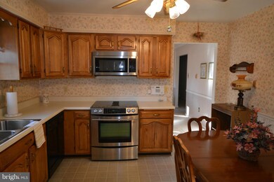 112 Laurel Hill Dr, Stephens City, VA 22655 - photo 5