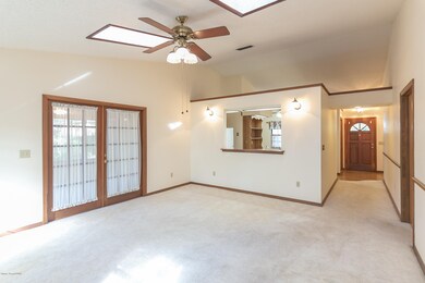 OakTree-4556-ZF-6838-20981-1-001-007