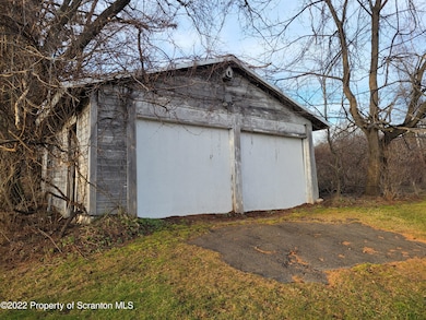 10034 Valley View Dr, Clarks Summit, PA 18411 - photo 2