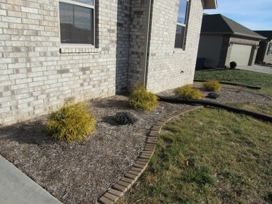 1928 N Seabrook Dr, Nixa, MO 65714 - photo 3