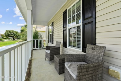 120 Cormorant Dr, Swansboro, NC 28584 - photo 4