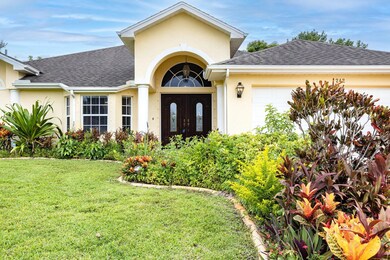 242 SW Amesbury Ave, Port Saint Lucie, FL 34953 - photo 4