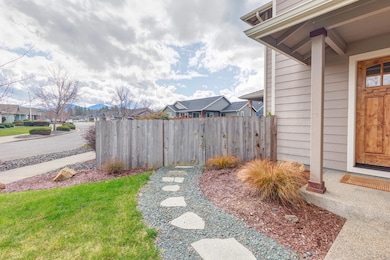 0R1A4954_5_6_7_8 copy