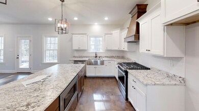 2333-Jaxon-Dr-Hernando-MS-38632-Kitchen