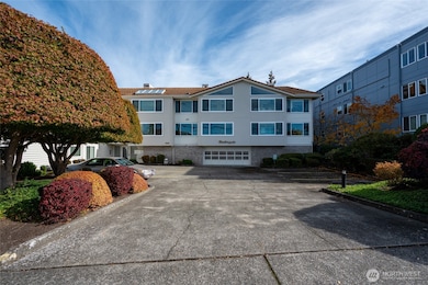233 3rd Ave S unit 304, Edmonds, WA 98020 - photo 2