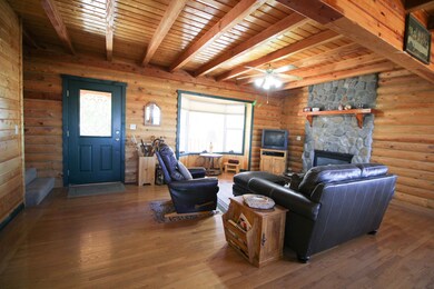 Taylor's Home-7