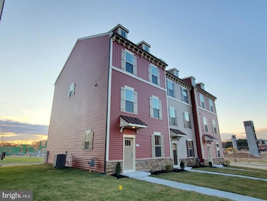 304 Faversham Place, Frederick, MD 21701 - photo 2