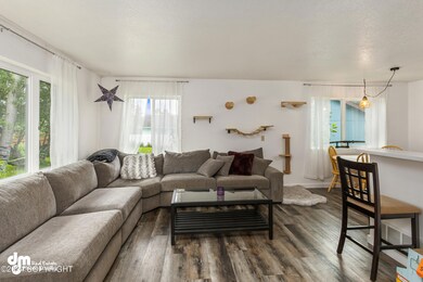 08-living room_IMG_9458