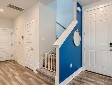 7103 Terrazzo Cottage Ln unit 33, Austin, TX 78744 - photo 2