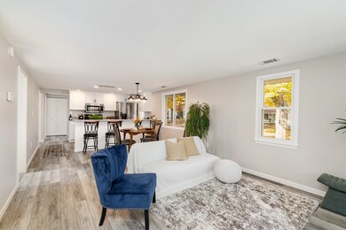 1711 Adelaide St, Midland, MI 48640 - photo 5