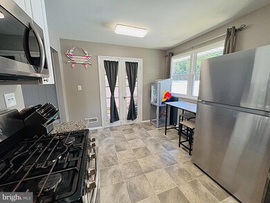 1419 Tieman Dr, Glen Burnie, MD 21061 - photo 5