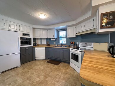 44 Monadnock Dr, Rochester, NH 03867 - photo 5