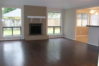 8615 Bold Forest Dr, Houston, TX 77088 - photo 6