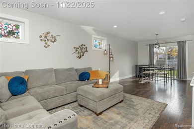 1226 E Bernhard Ave, Hazel Park, MI 48030 - photo 5