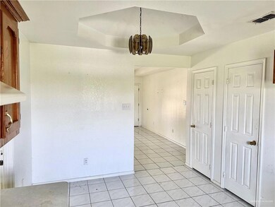 407 W Reid Dr, Donna, TX 78537 - photo 5