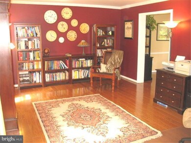 470 Old Mill Dr, Langhorne, PA 19047 - photo 3