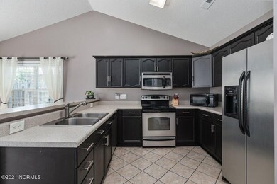 6313 Stapleton Rd, Wilmington, NC 28412 - photo 5