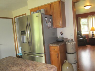 95 Countryside Dr, Evansville, WI 53536 - photo 4