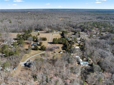 9221 E Patrick Henry Rd, Ashland, VA 23005 - photo 3