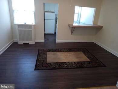 135 N Carol Blvd, Upper Darby, PA 19082 - photo 5