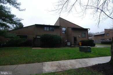 386 West Ct unit 386, Glen Burnie, MD 21061 - photo 3