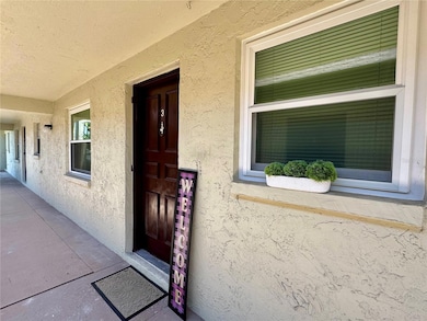 1100 E Bay Dr unit 3, Largo, FL 33770 - photo 4