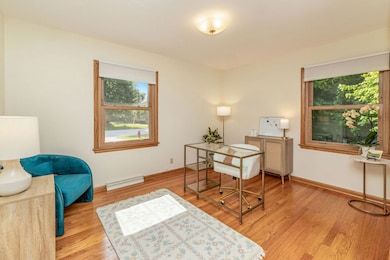 First floor bedroom or office