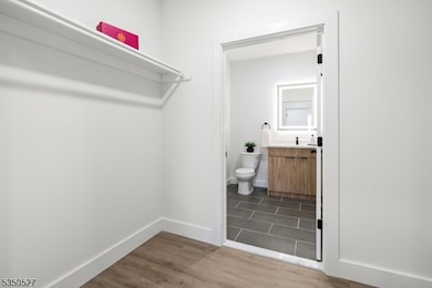 310 W Jersey St unit 404, Elizabeth, NJ 07202 - photo 3