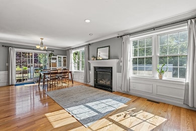 176 Washington St unit 176, Reading, MA 01867 - photo 4