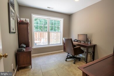 5441 Summer Leaf Ln, Alexandria, VA 22312 - photo 6