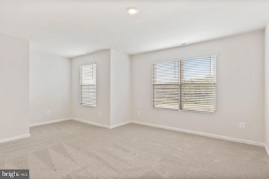 40 Cranston Ct, Falling Waters, WV 25419 - photo 7