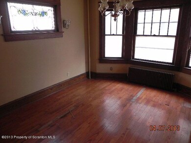 83 Bedford St, Kingston, PA 18704 - photo 3