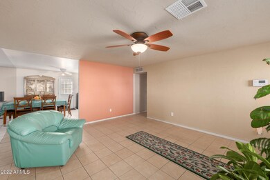 2242 N 60th Ln, Phoenix, AZ 85035 - photo 4