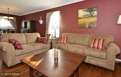 13197 Ladybank Ln, Herndon, VA 20171 - photo 5