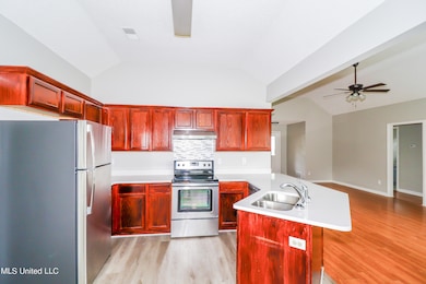 5745 Stone St, Olive Branch, MS 38654 - photo 6