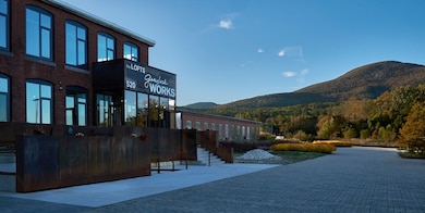 520 State Rd unit 202, North Adams, MA 01247 - photo 4