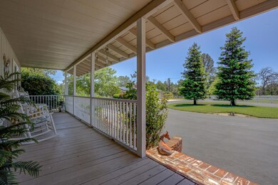 21133FallingLeaf-69