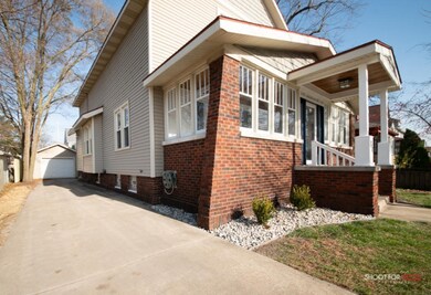 75E15thSt03Lores