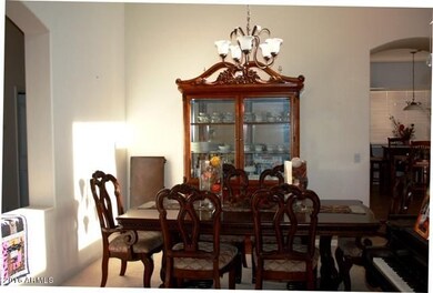 5 Dining Room