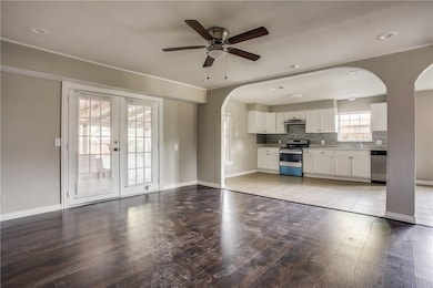 9227 Seaway Dr, Dallas, TX 75217 - photo 4