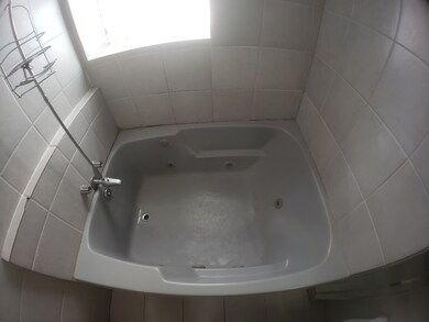 6529 S Kimbark Ave unit 2R, Chicago, IL 60637 - photo 4